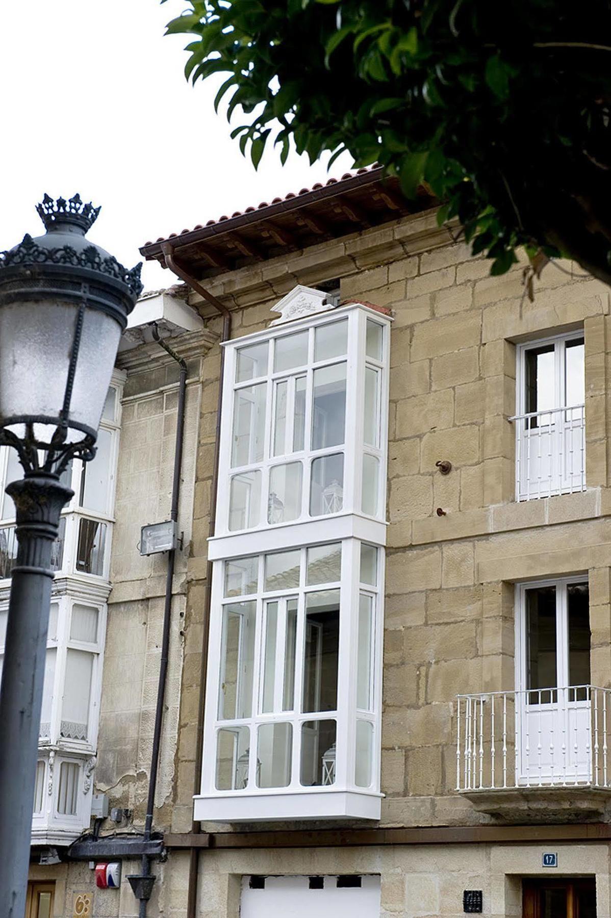 Apartamentos Turisticos Los Zapatos Morados Haro Dış mekan fotoğraf